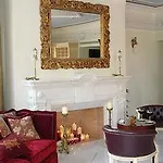 Enavlion Hotel
