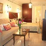 Hotel Enavlion 4*