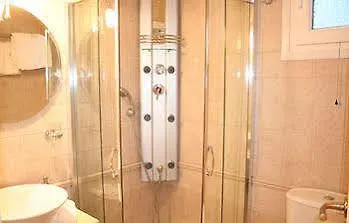 Отель Enavlion 4*